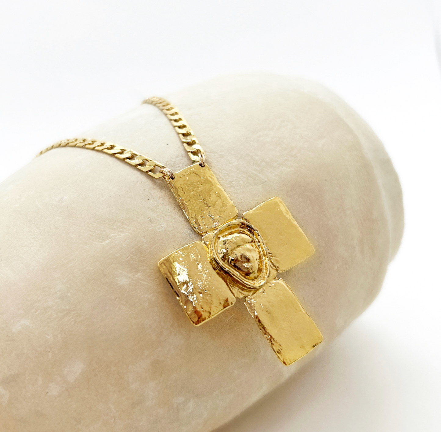 Collier Delphes