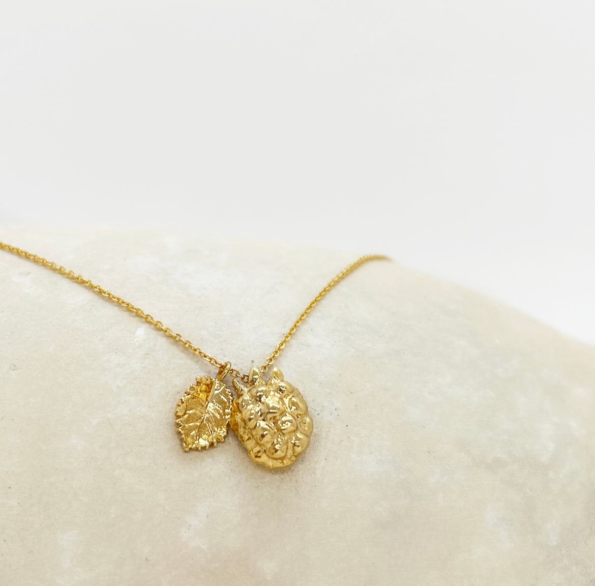 Collier Belenis - archive