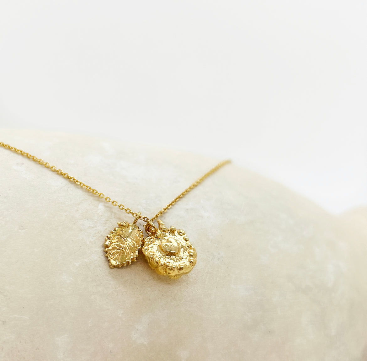 Collier Belenis - archive
