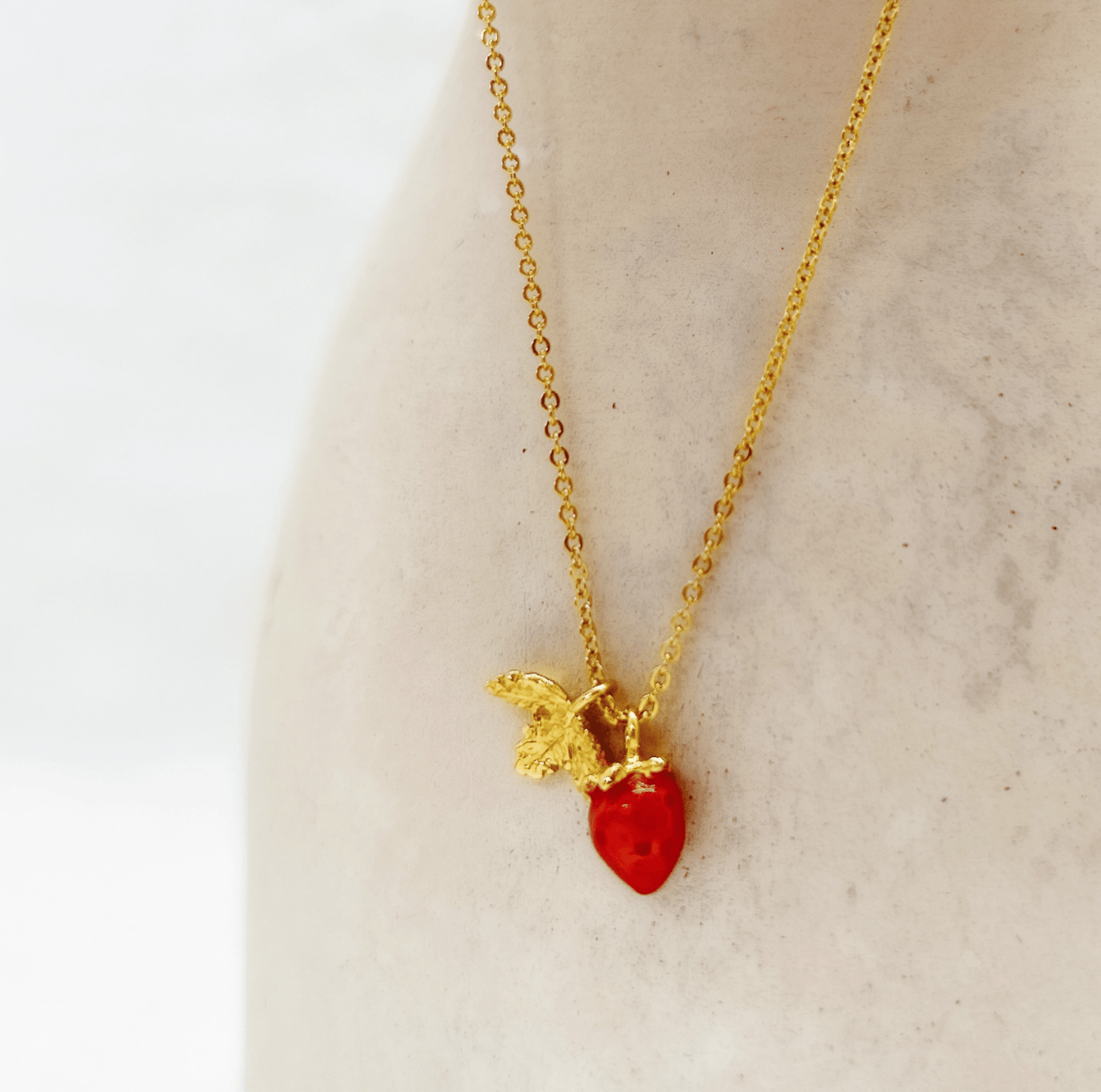 Elise Tsikis Paris Collier Berris