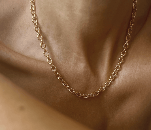 Elise Tsikis Paris Collier Chanes