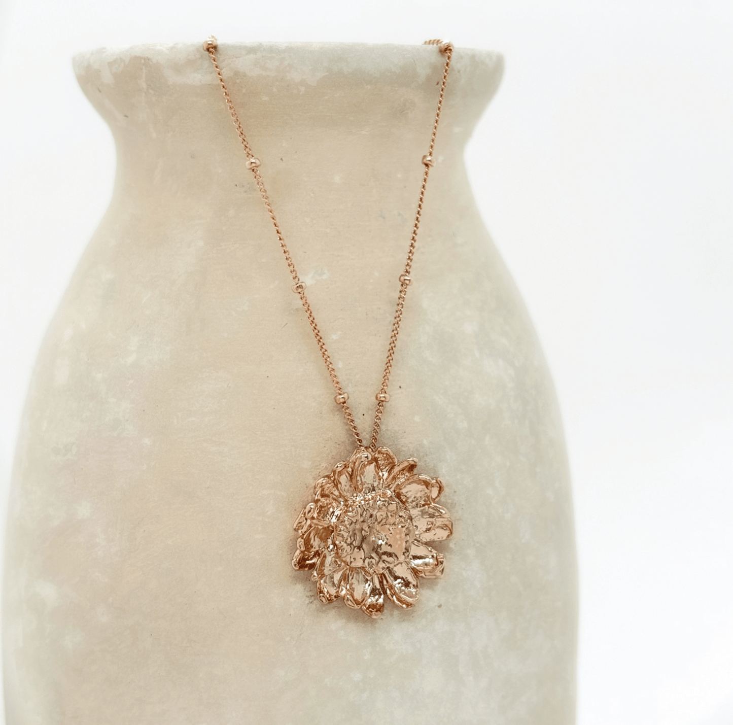 Elise Tsikis Paris Collier Cordes - archive