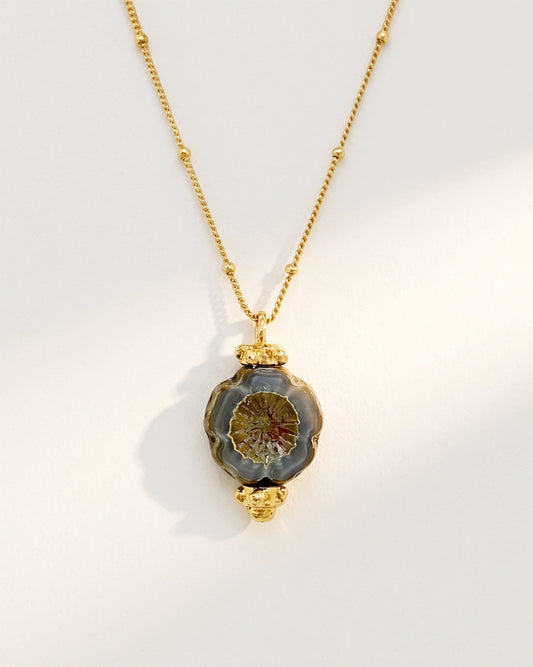 Elise Tsikis Paris Collier Faro - archive