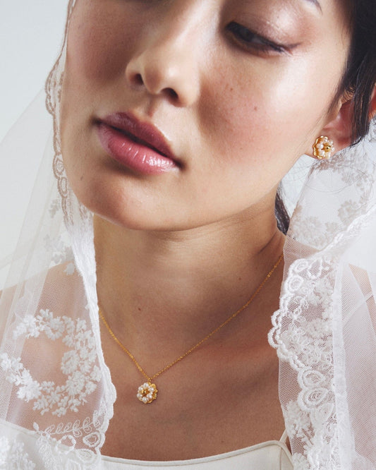 Elise Tsikis Paris Collier Lasmena