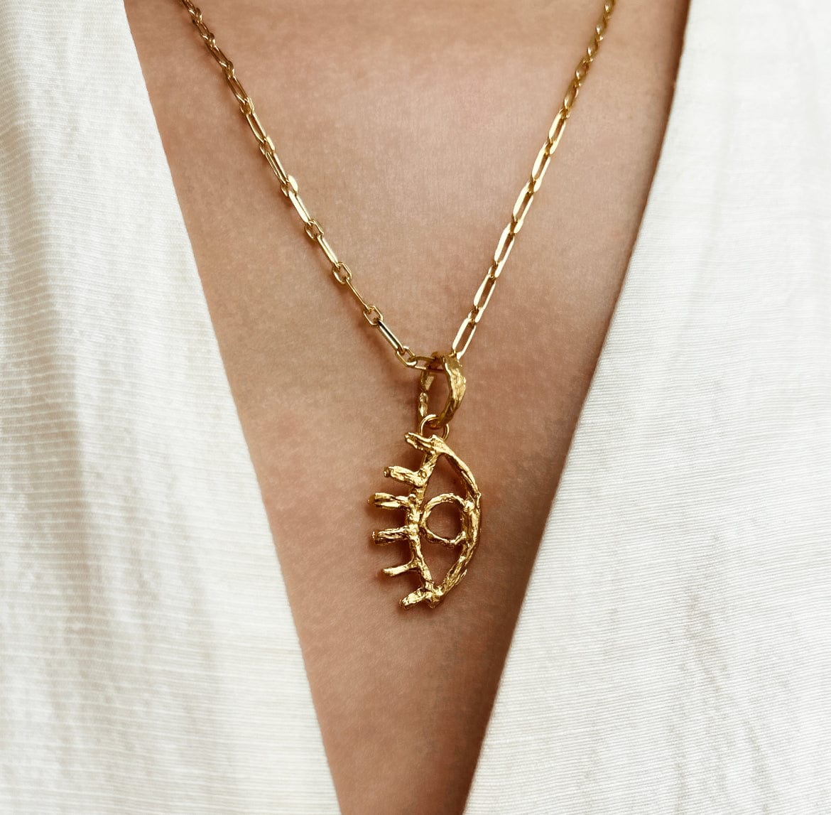 Elise Tsikis Paris Collier Lueta - archive