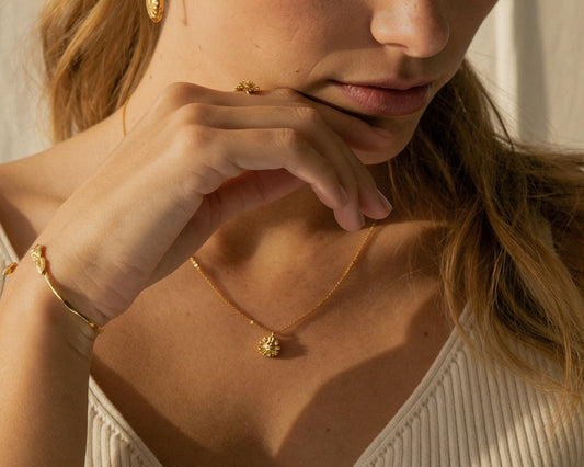Elise Tsikis Paris Collier Marguerite