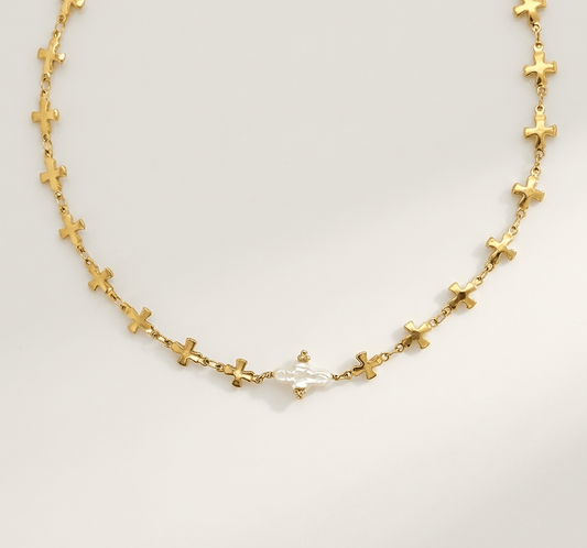 Elise Tsikis Paris Collier Nyx