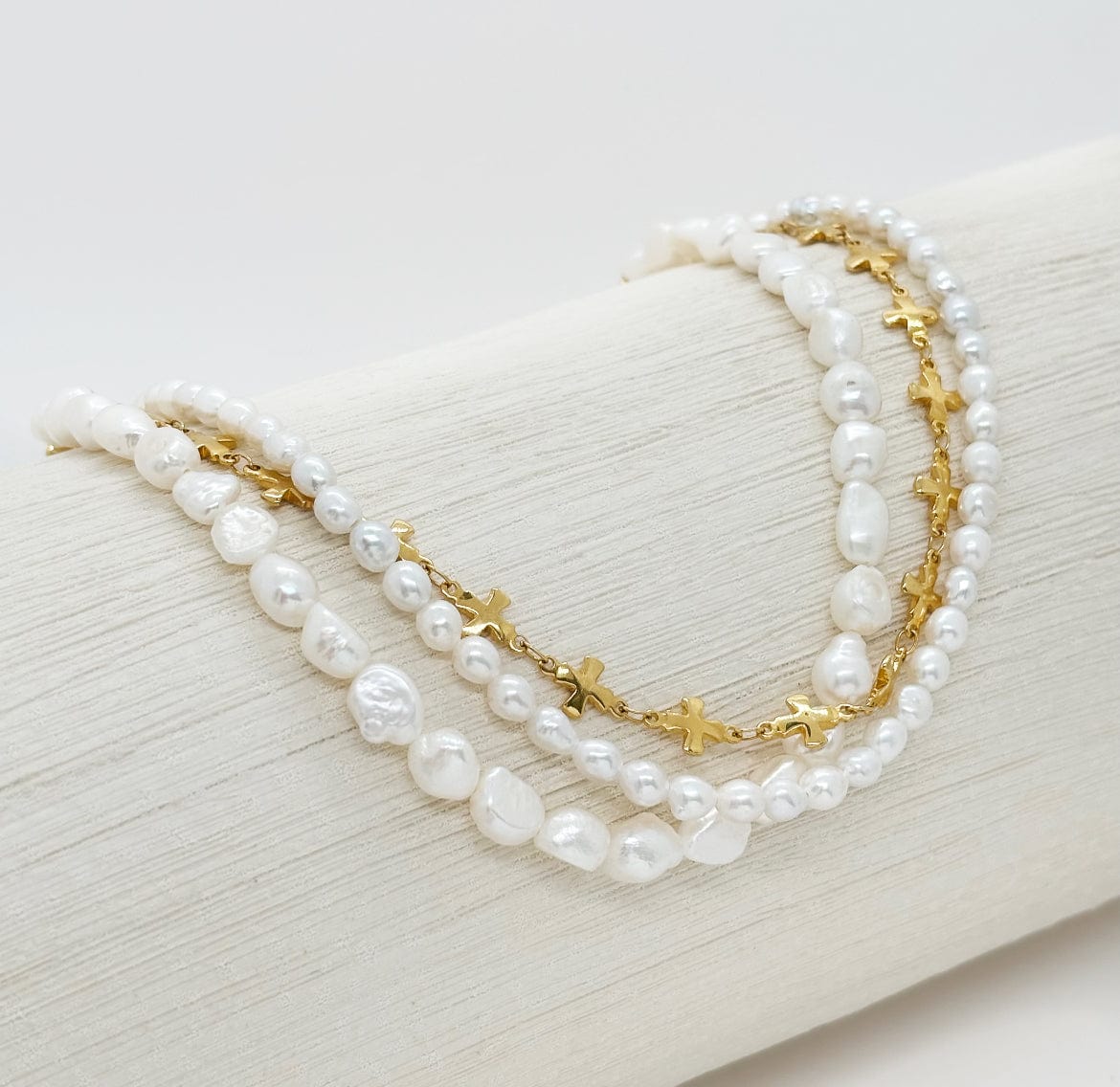 Elise Tsikis Paris Collier Oia