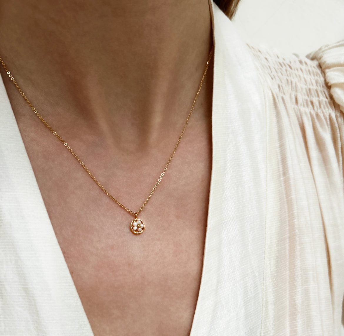 Elise Tsikis Paris Collier Philea