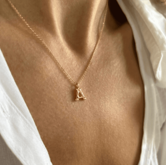 Elise Tsikis Paris Collier Piazza