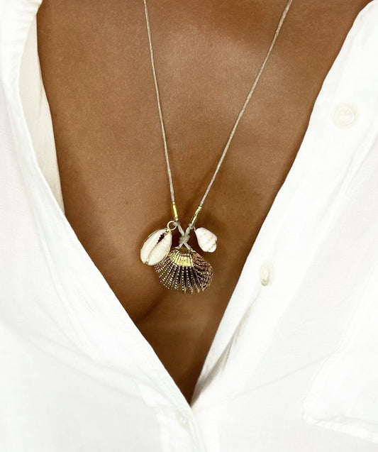 Elise Tsikis Paris Collier Samos