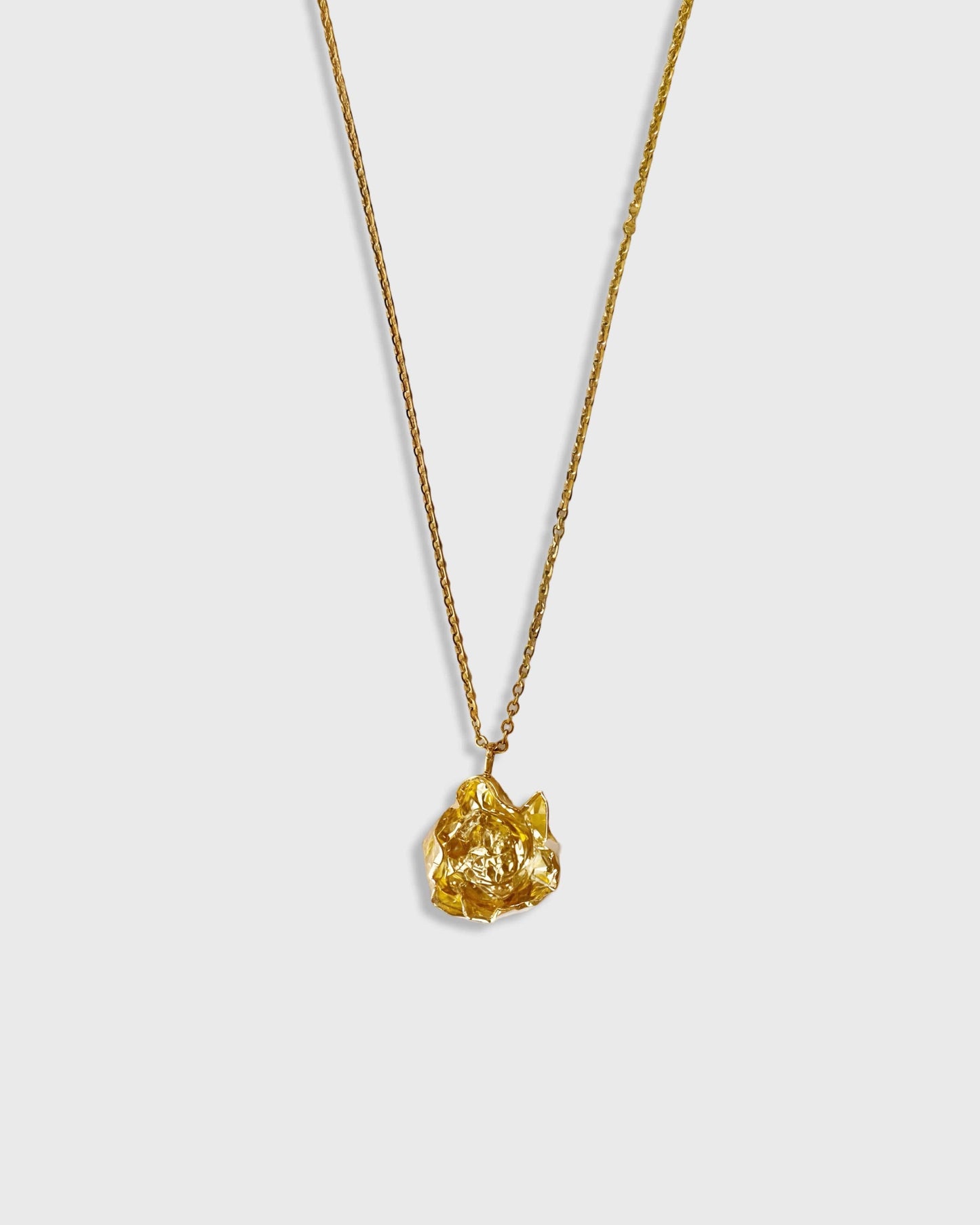 Elise Tsikis Paris Collier Sieva - archive