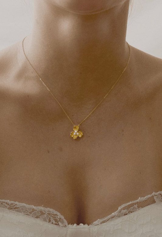 Elise Tsikis Paris Collier Sili Pearl