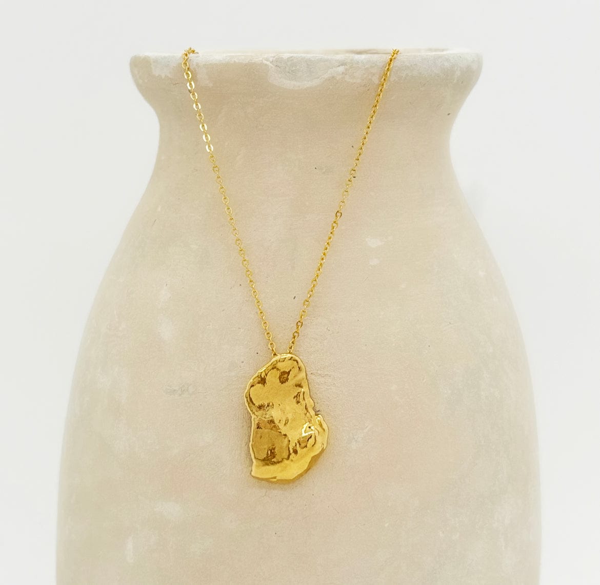 Elise Tsikis Paris Collier Toudas - archive