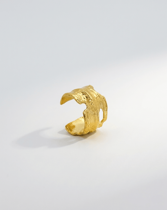 Elise Tsikis Paris Earcuff Peni