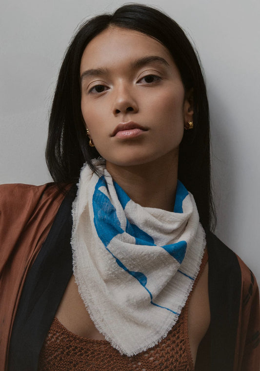 Elise Tsikis Paris Foulard Houston bleu