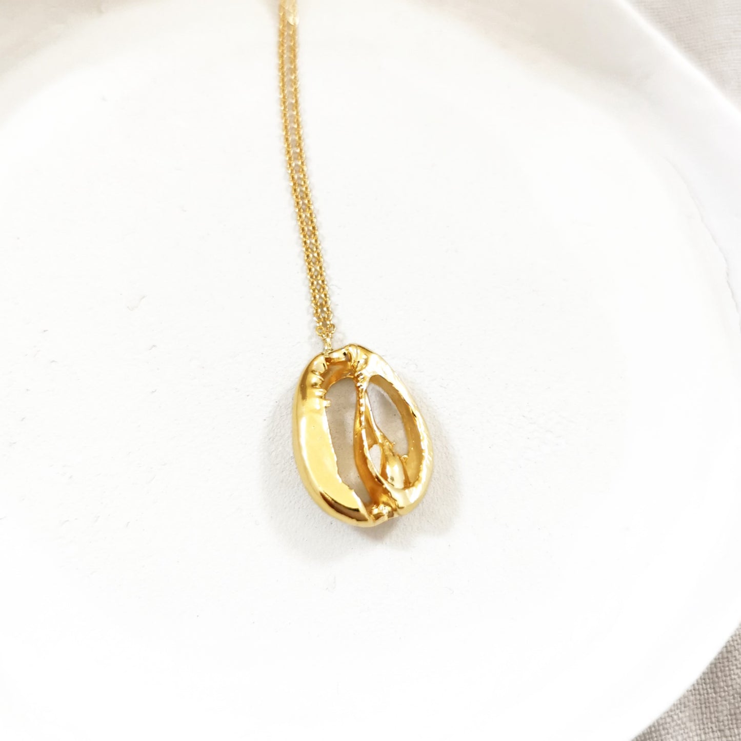 Collier Diony - archive