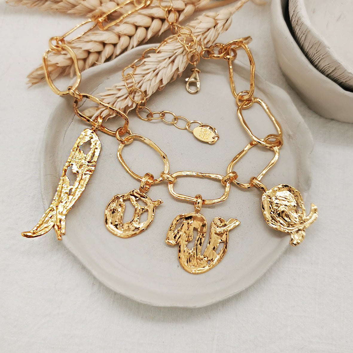 Collier Love
