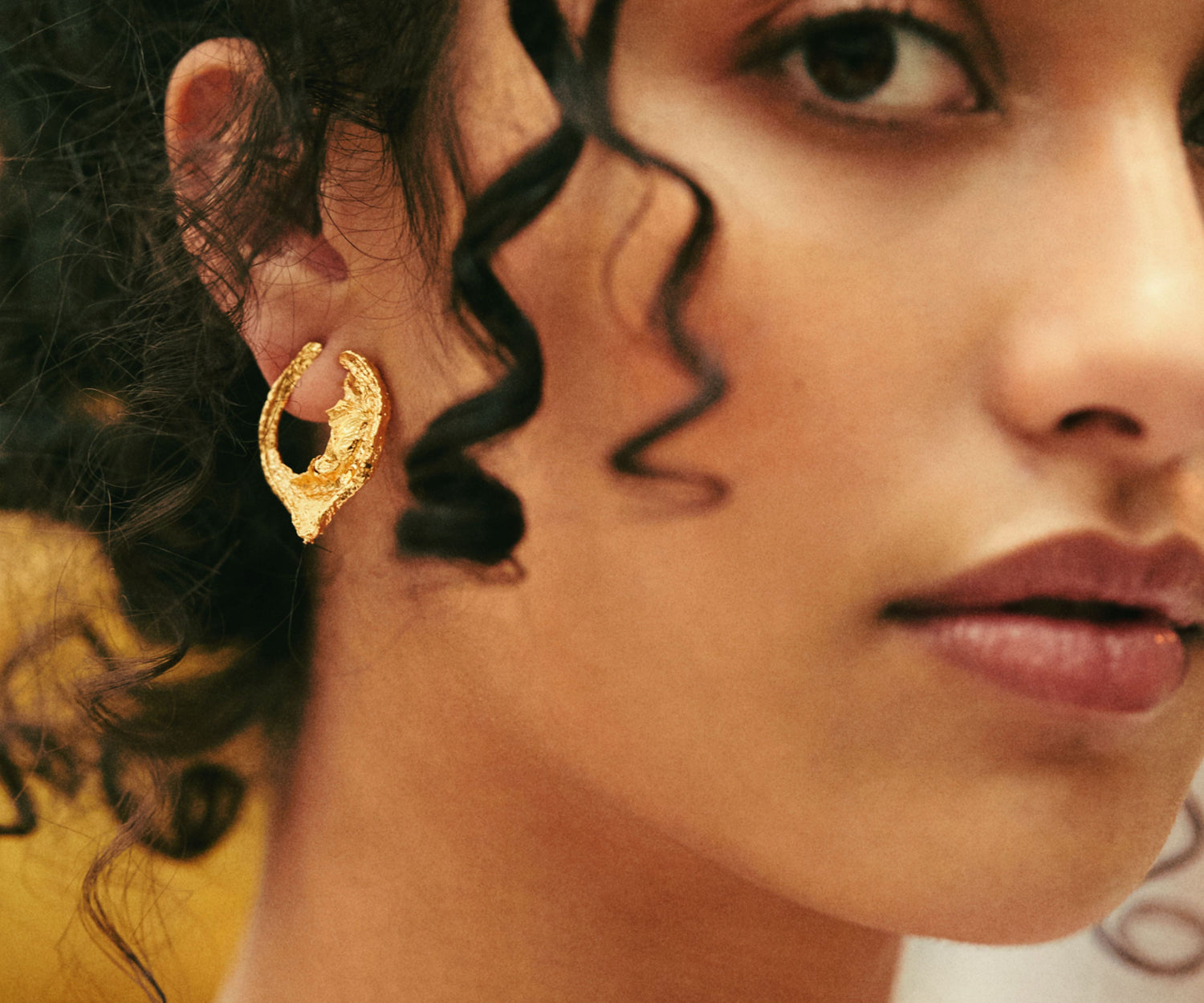 Elise Tsikis Paris Boucles d'oreilles Dimas - archive