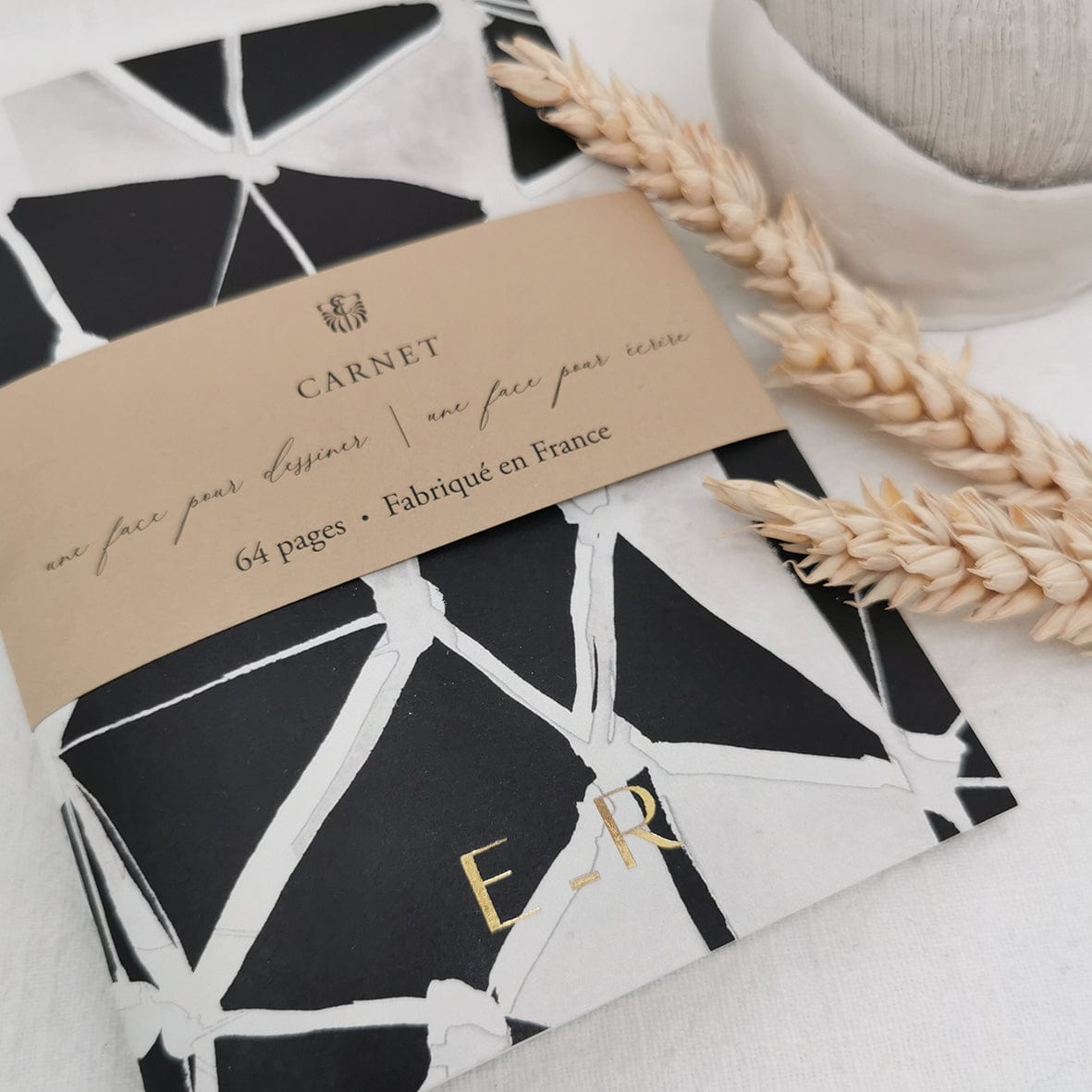 Elise Tsikis Paris Carnets Delphine