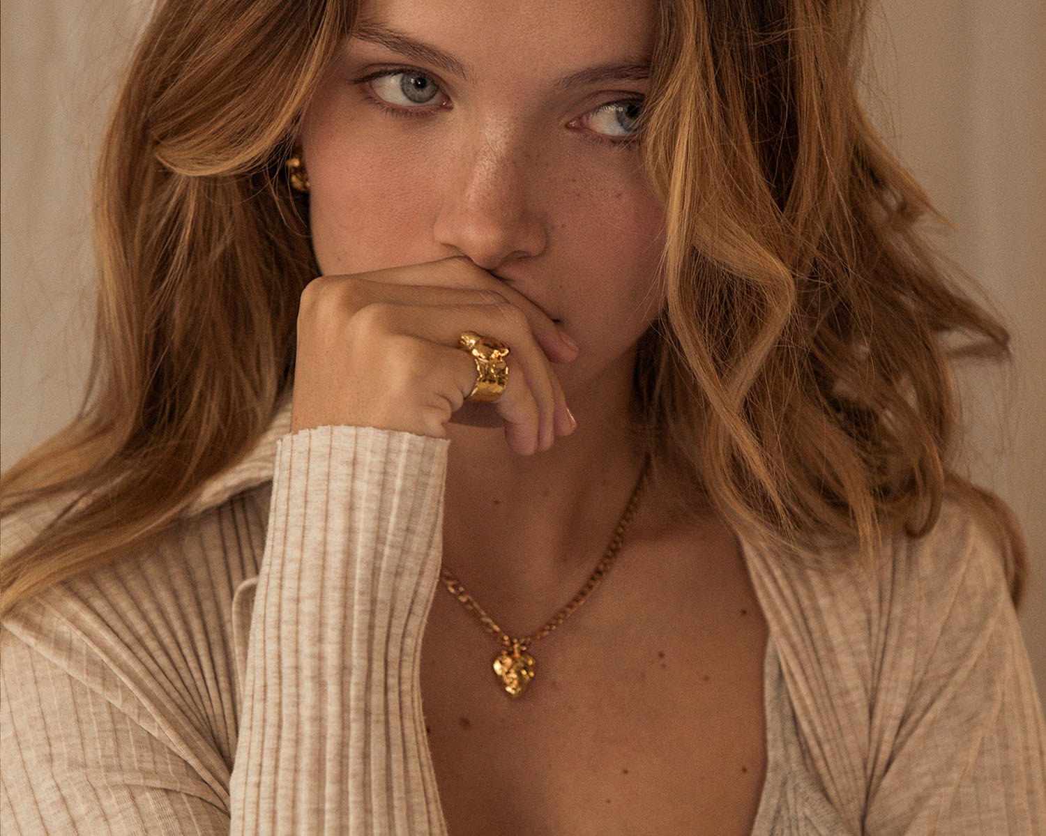 Elise Tsikis Paris Collier Otov