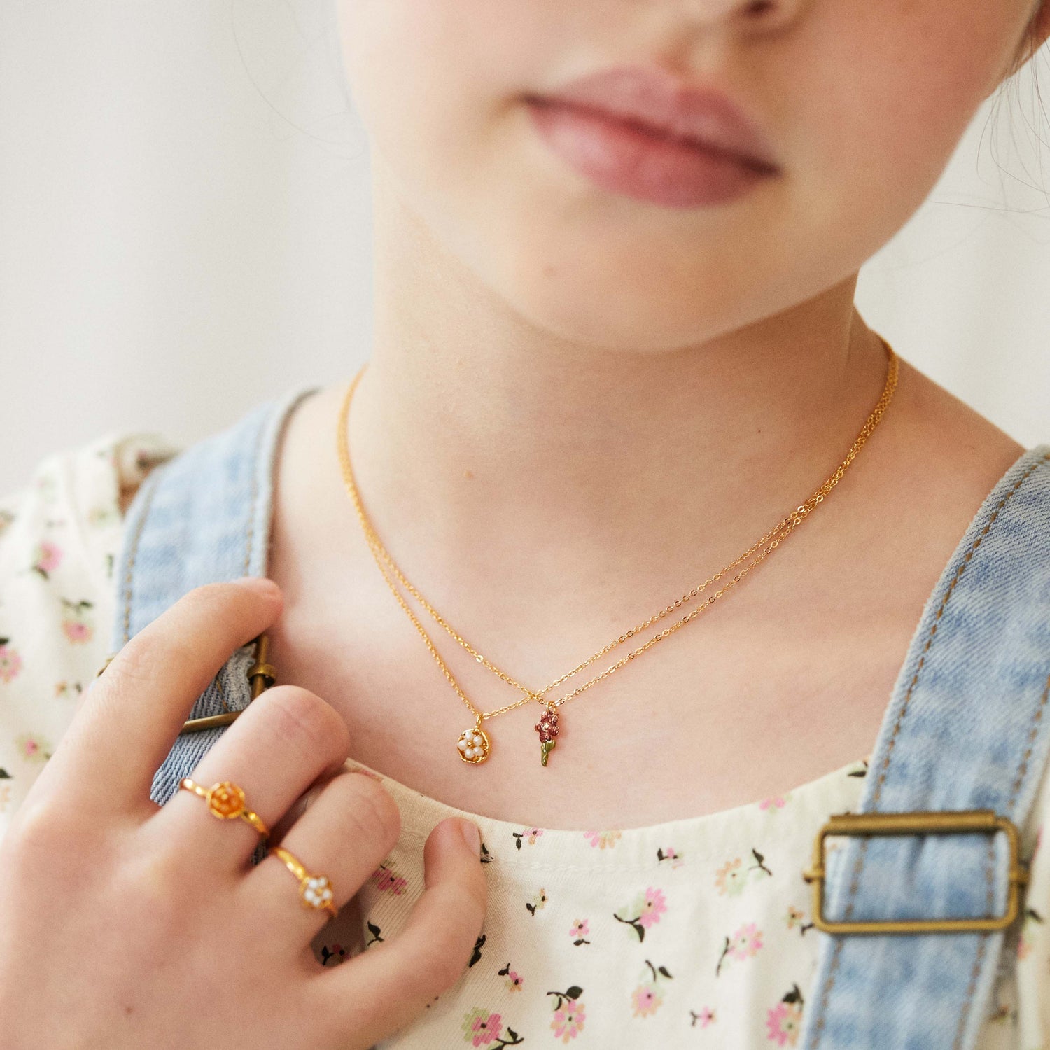 Elise Tsikis Paris Collier Philea