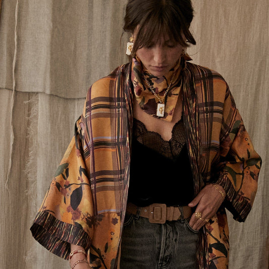 Elise Tsikis Paris Foulard Sierra - archive