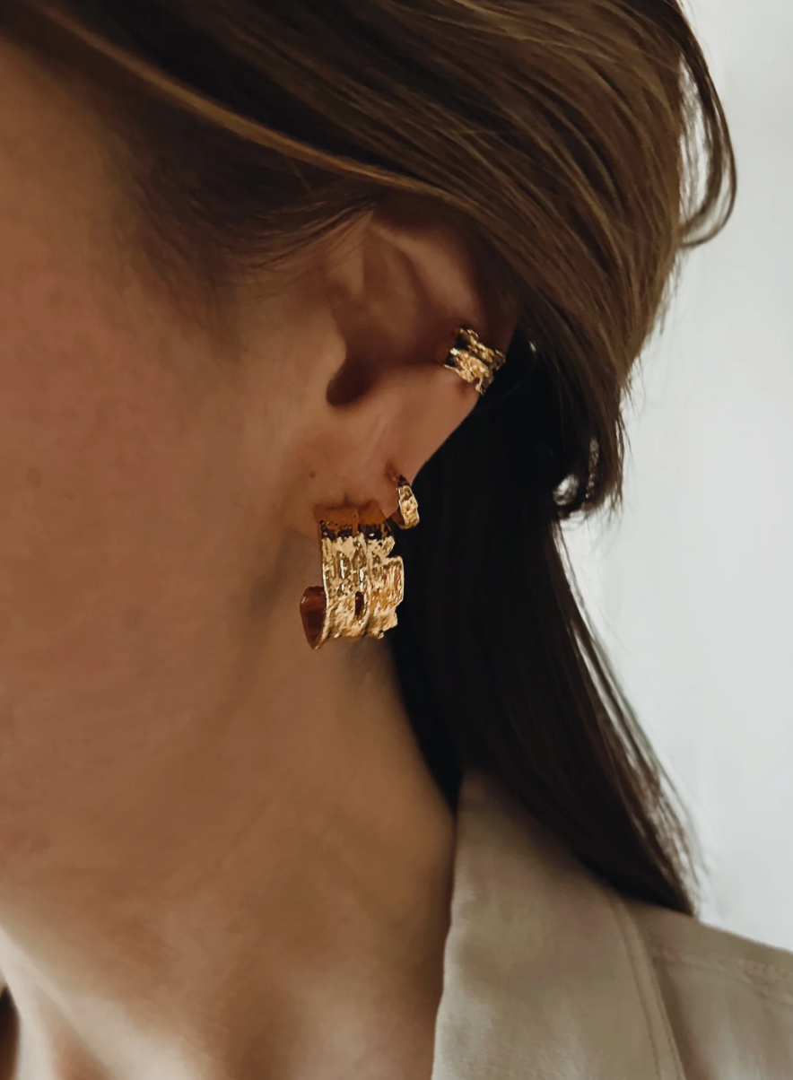 L’or jaune intemporel : pourquoi le bijou durable s’impose cette année
