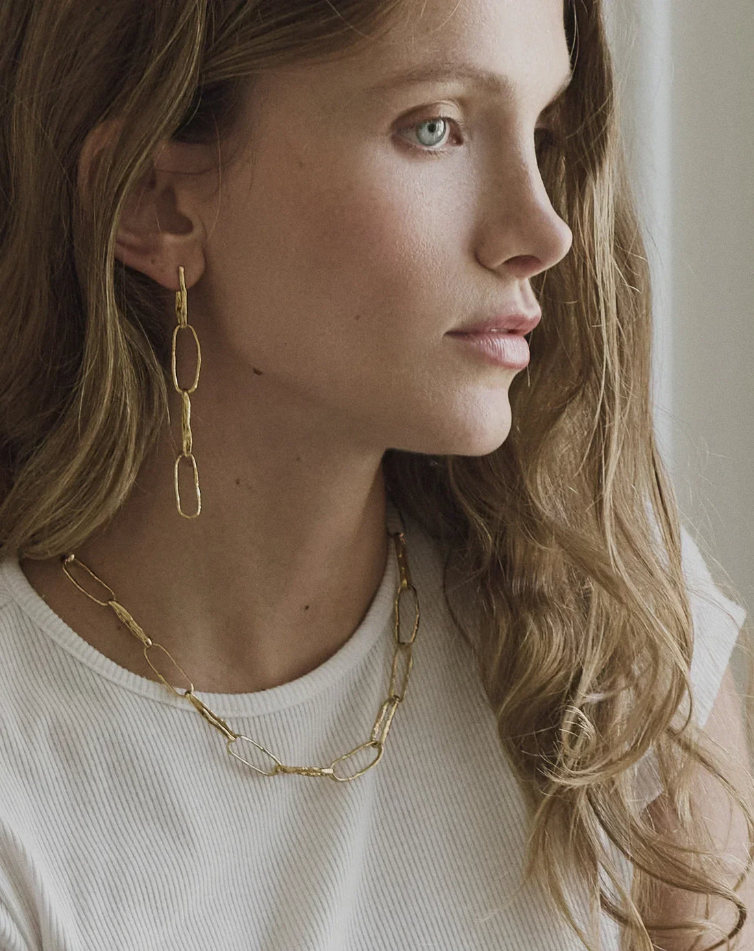 Capsule ÉPURE : bijoux iconiques en or recyclé 24 carats