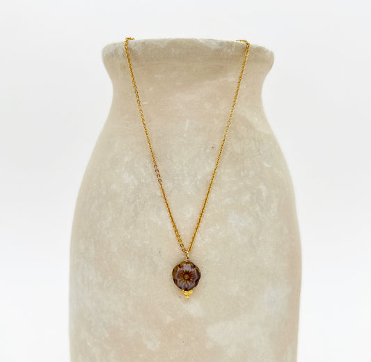 Collier Millas - archive