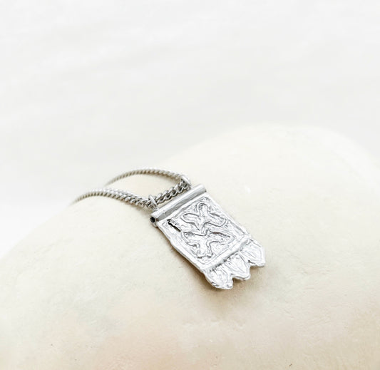 Collier Ycare