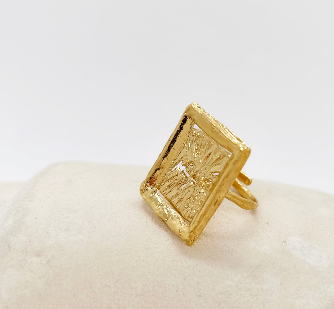 Elise Tsikis Paris Bague Volissos - archive