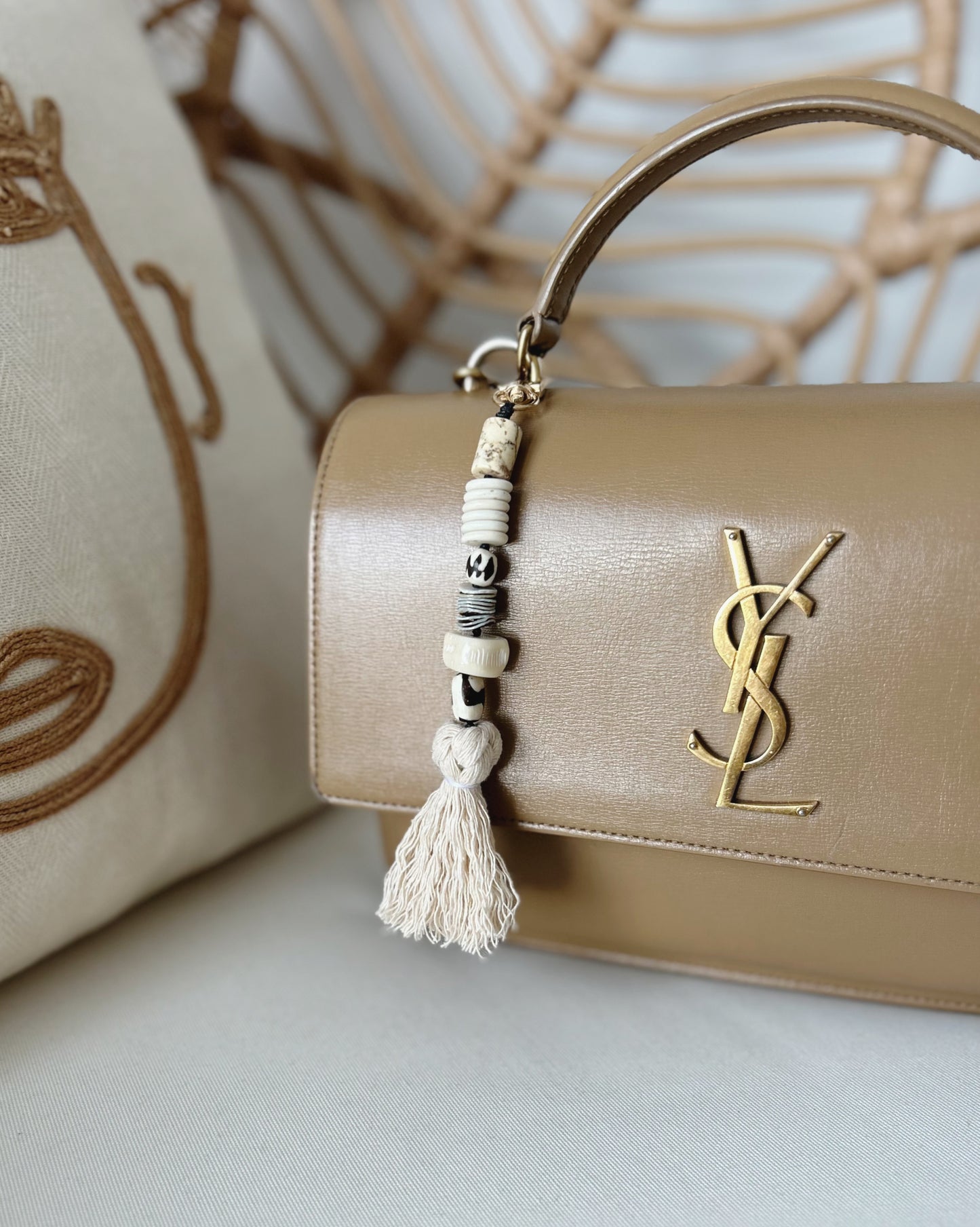 Elise Tsikis Paris Bijou de sac Ephese