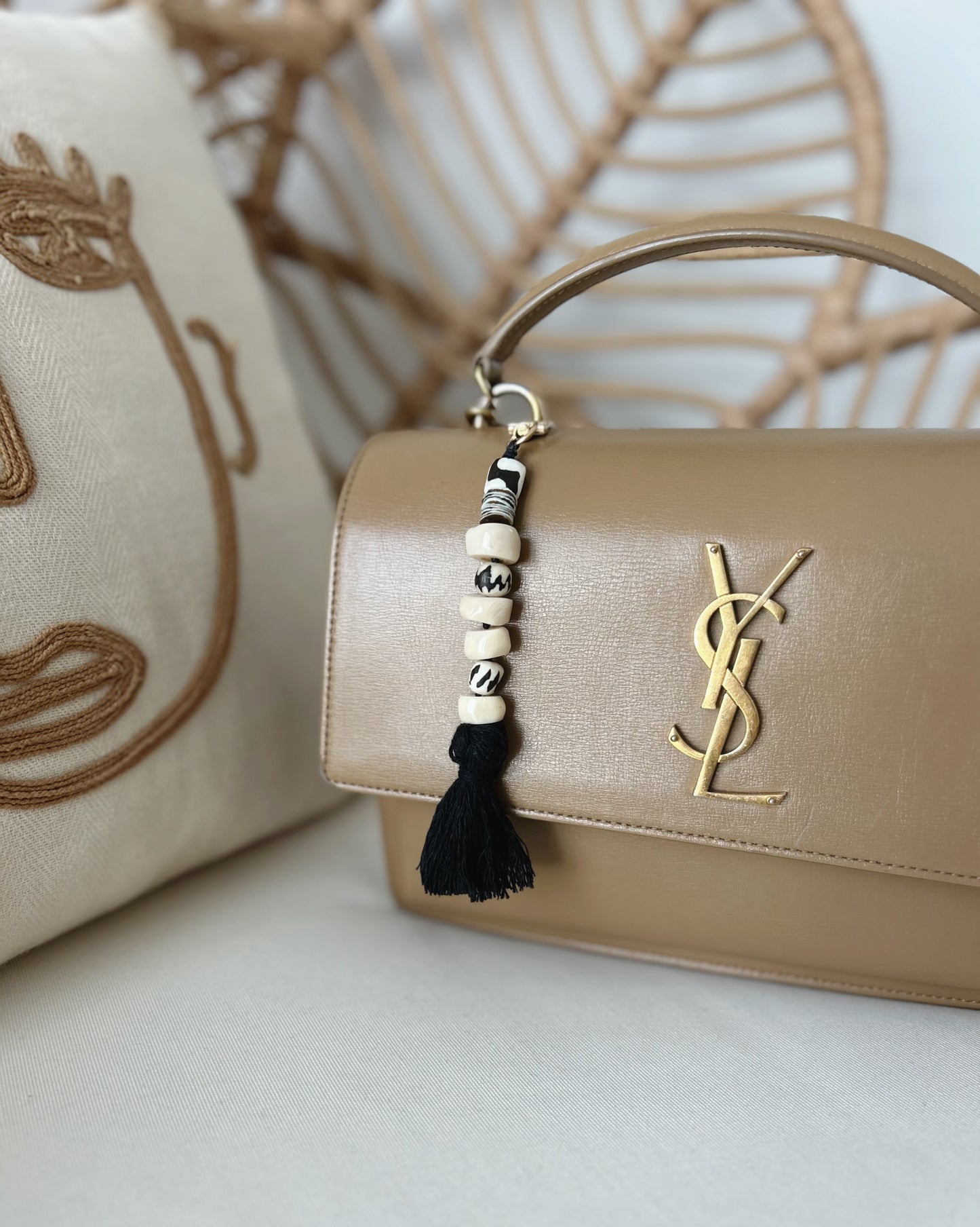 Elise Tsikis Paris Bijou de sac Ithaca