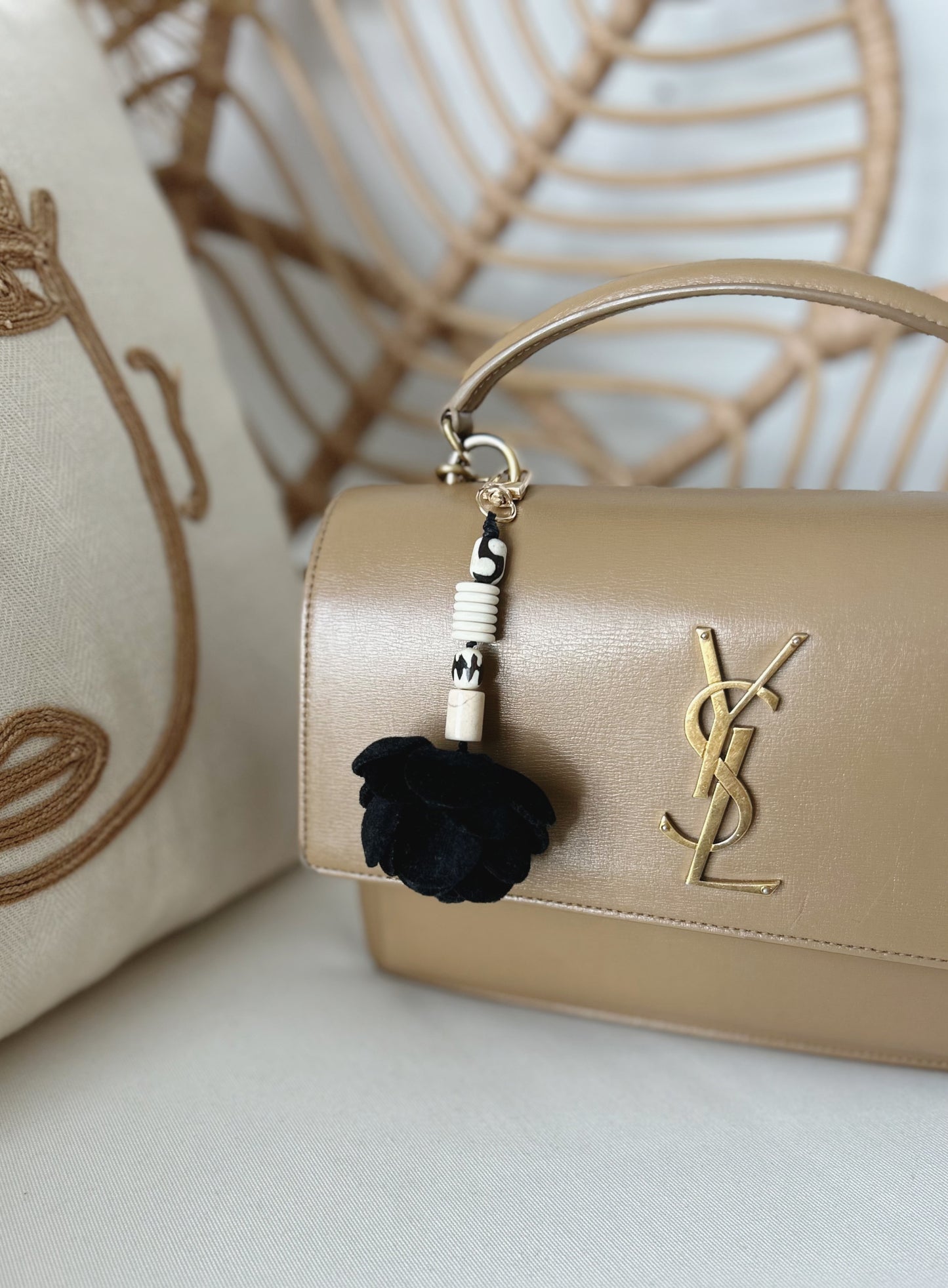 Elise Tsikis Paris Bijou de sac Symi