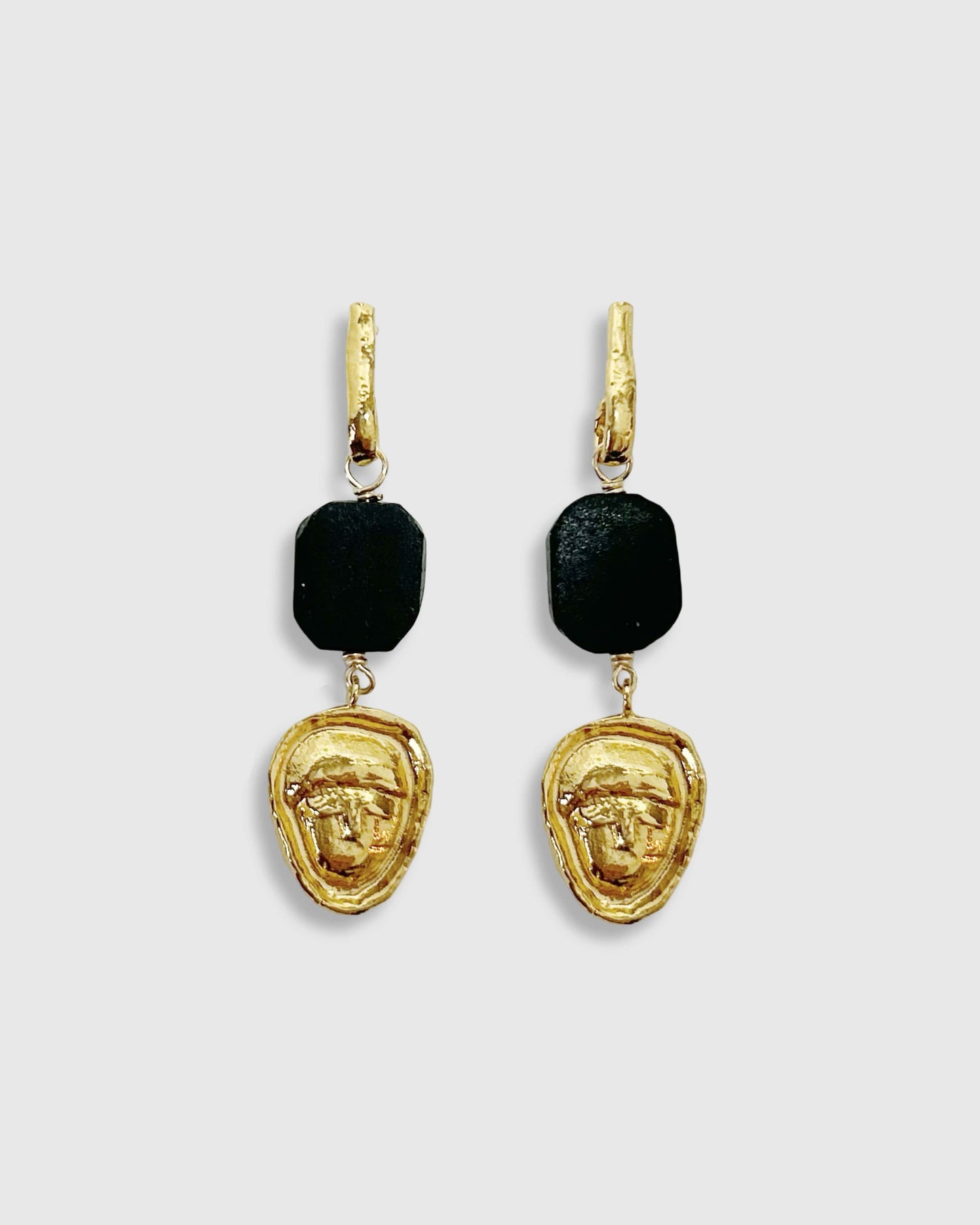 Elise Tsikis Paris Boucles d'oreilles Arca - archive