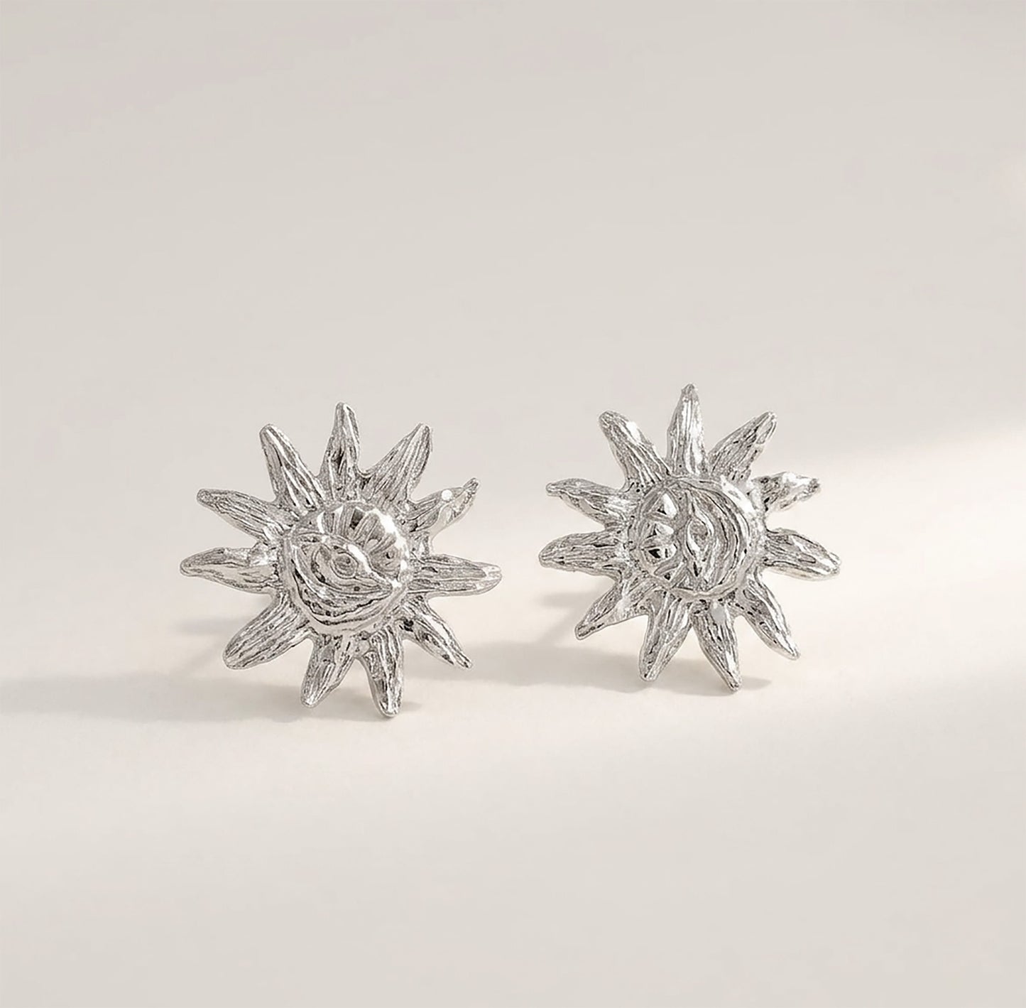 Elise Tsikis Paris Boucles d'oreilles Aria