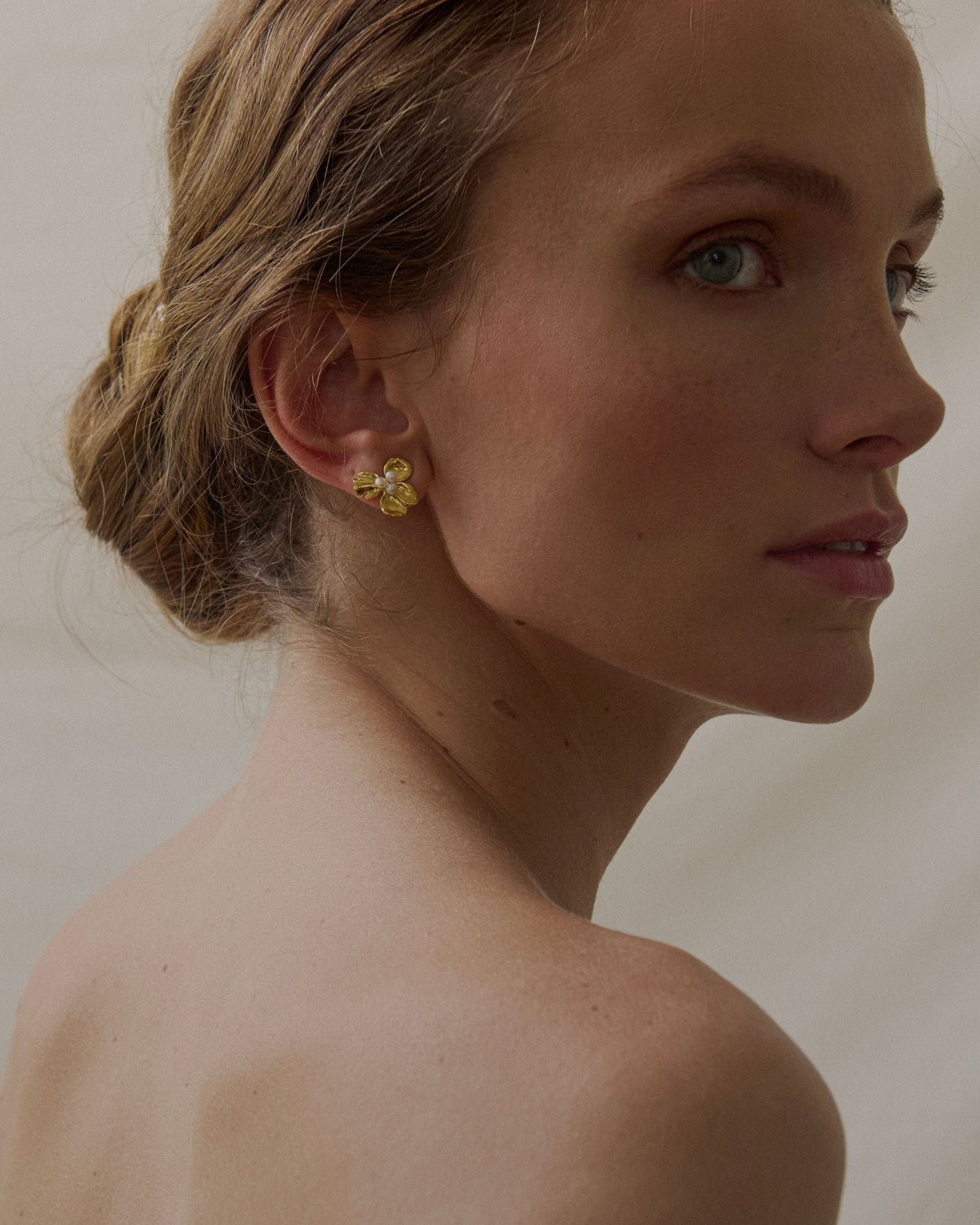 Elise Tsikis Paris Boucles d'oreilles Belakia Pearl