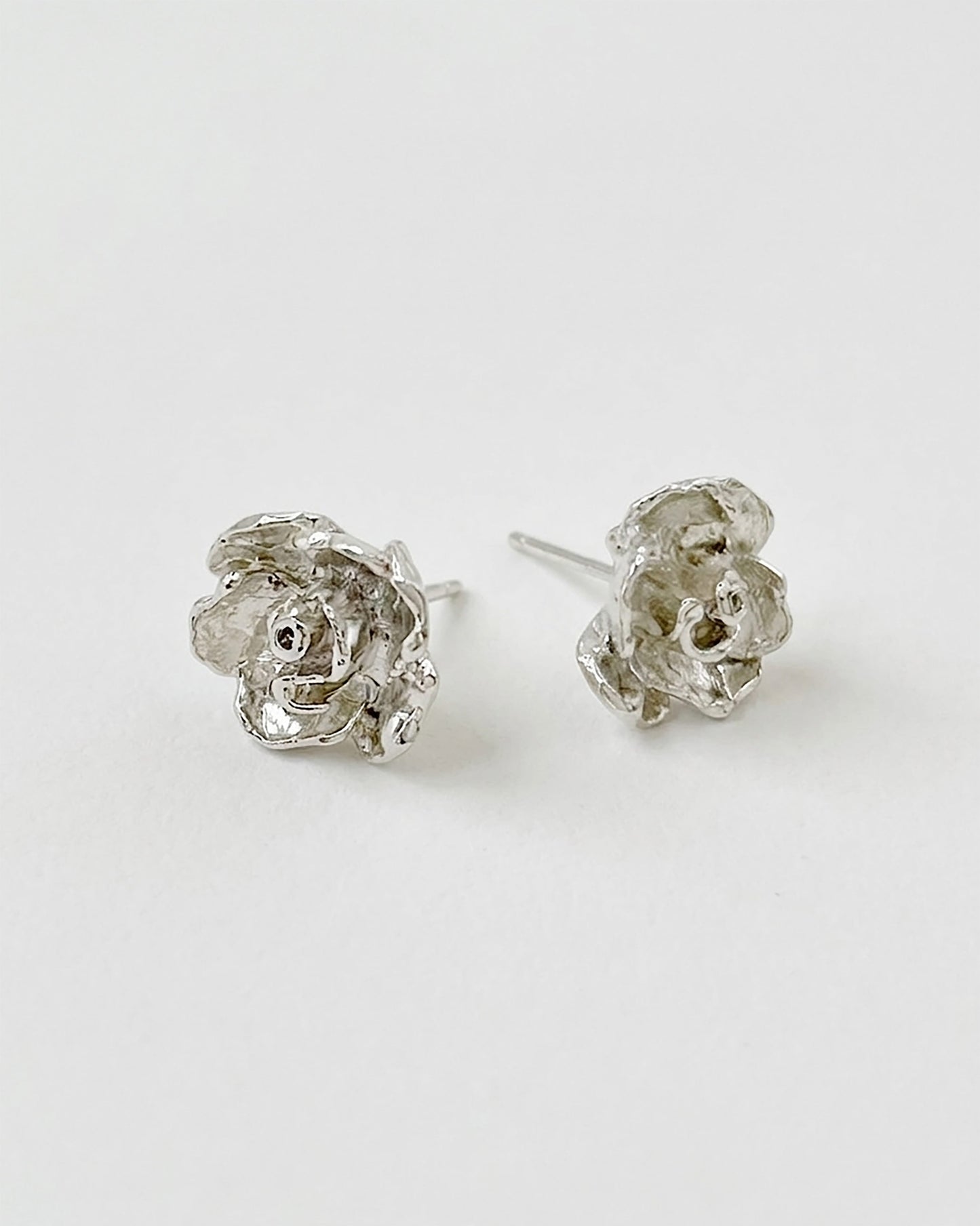 Elise Tsikis Paris Boucles d'oreilles Cerna - archive
