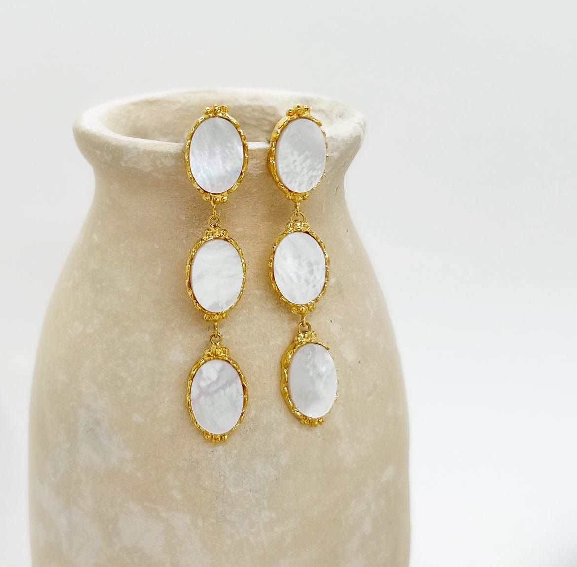 Elise Tsikis Paris Boucles d'oreilles Dafnos - archive