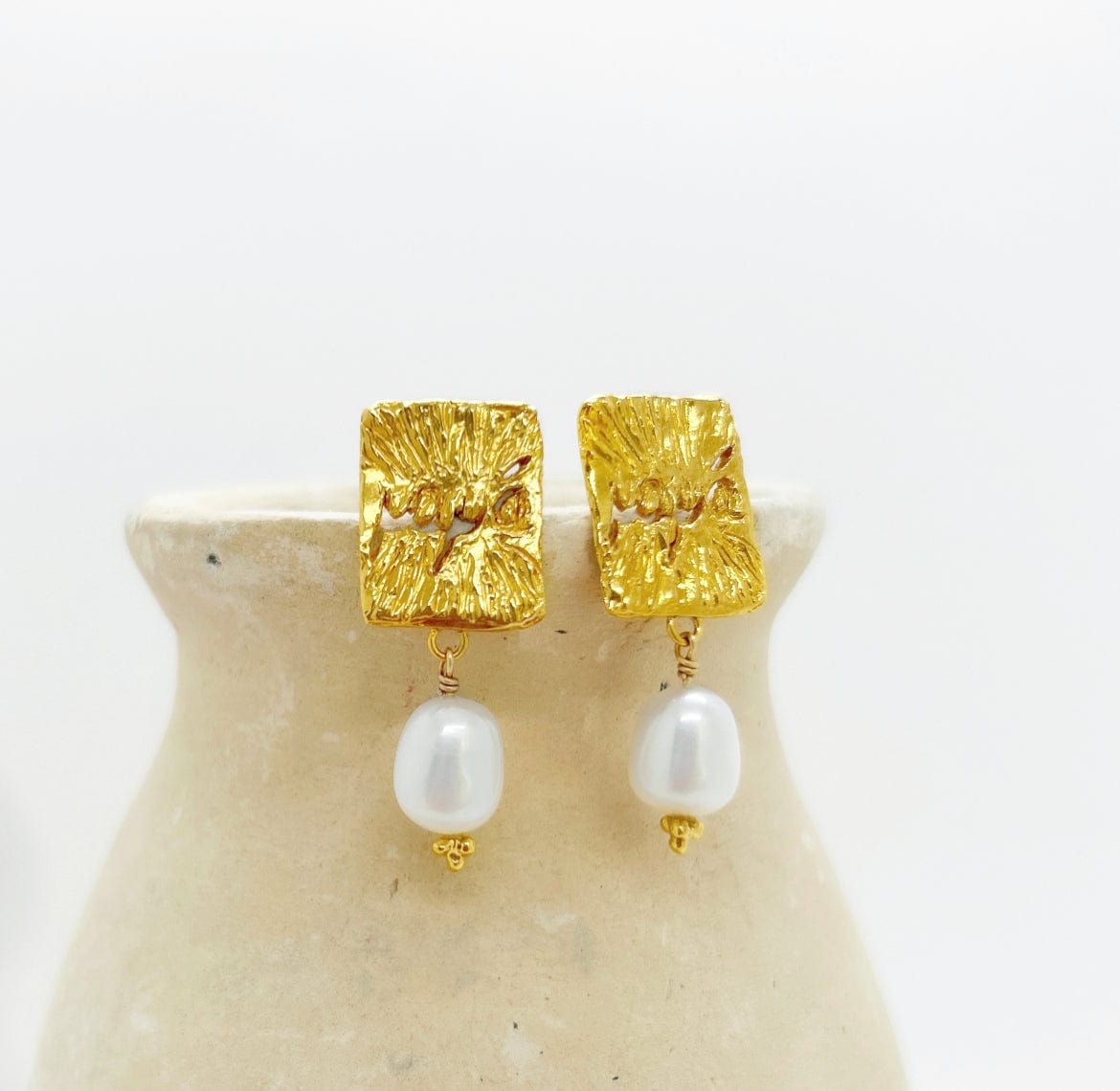 Elise Tsikis Paris Boucles d'oreilles Dimi - archive