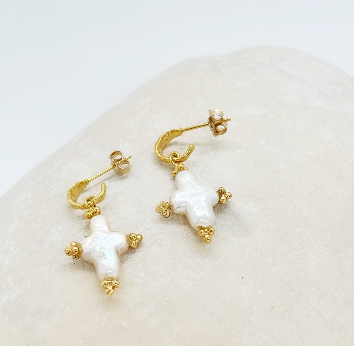 Elise Tsikis Paris Boucles d'oreilles Ethérée