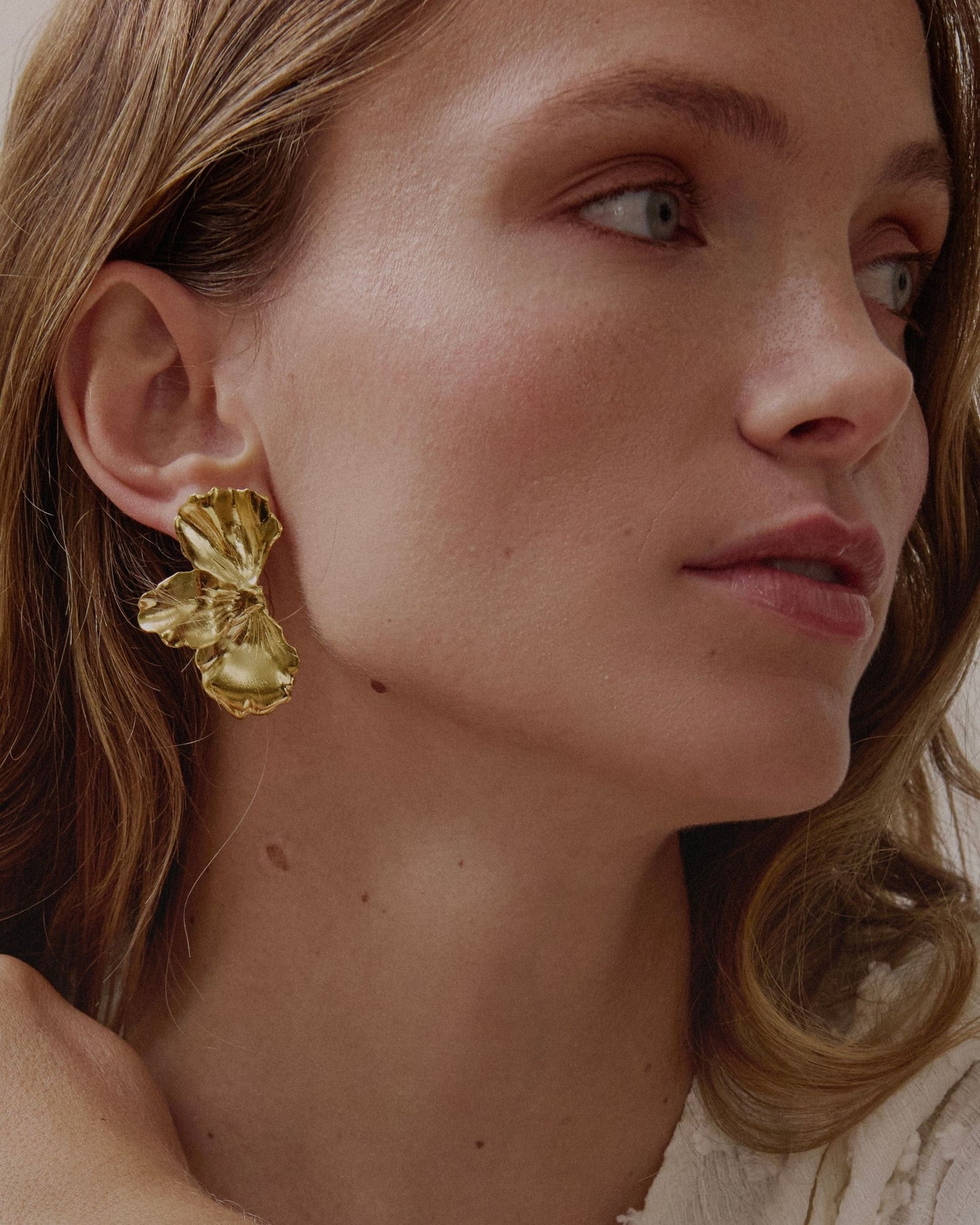 Elise Tsikis Paris Boucles d'oreilles Eumenide Medium