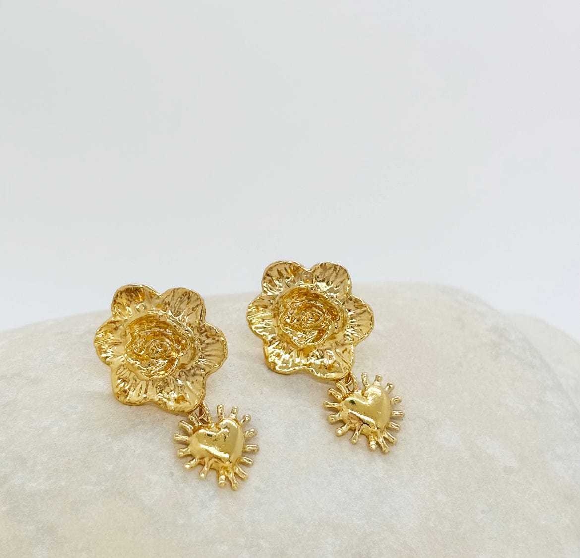Elise Tsikis Paris Boucles d'oreilles Flores