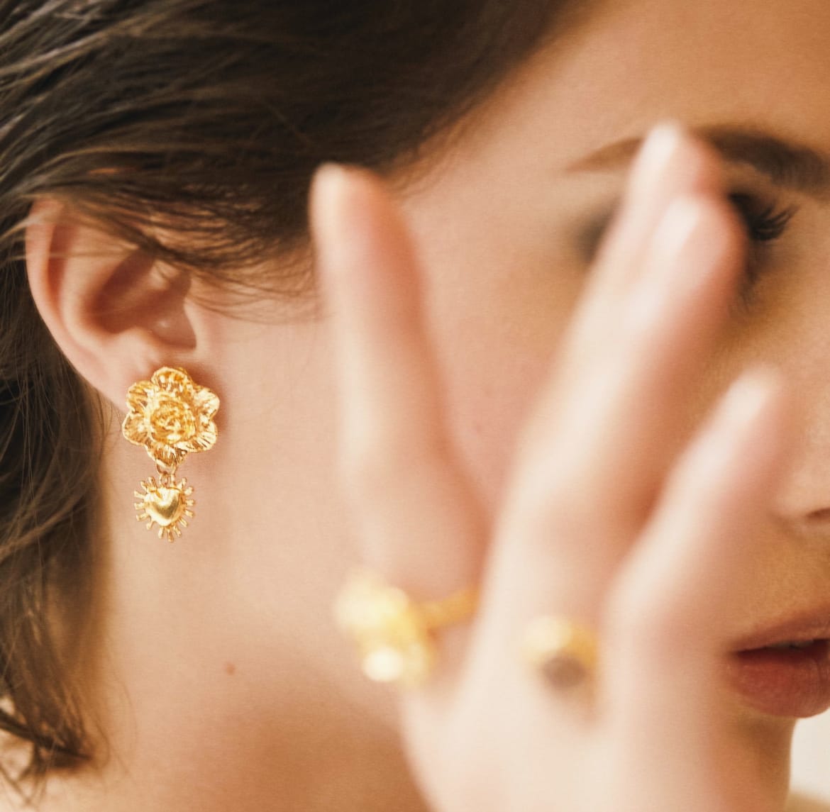 Elise Tsikis Paris Boucles d'oreilles Flores