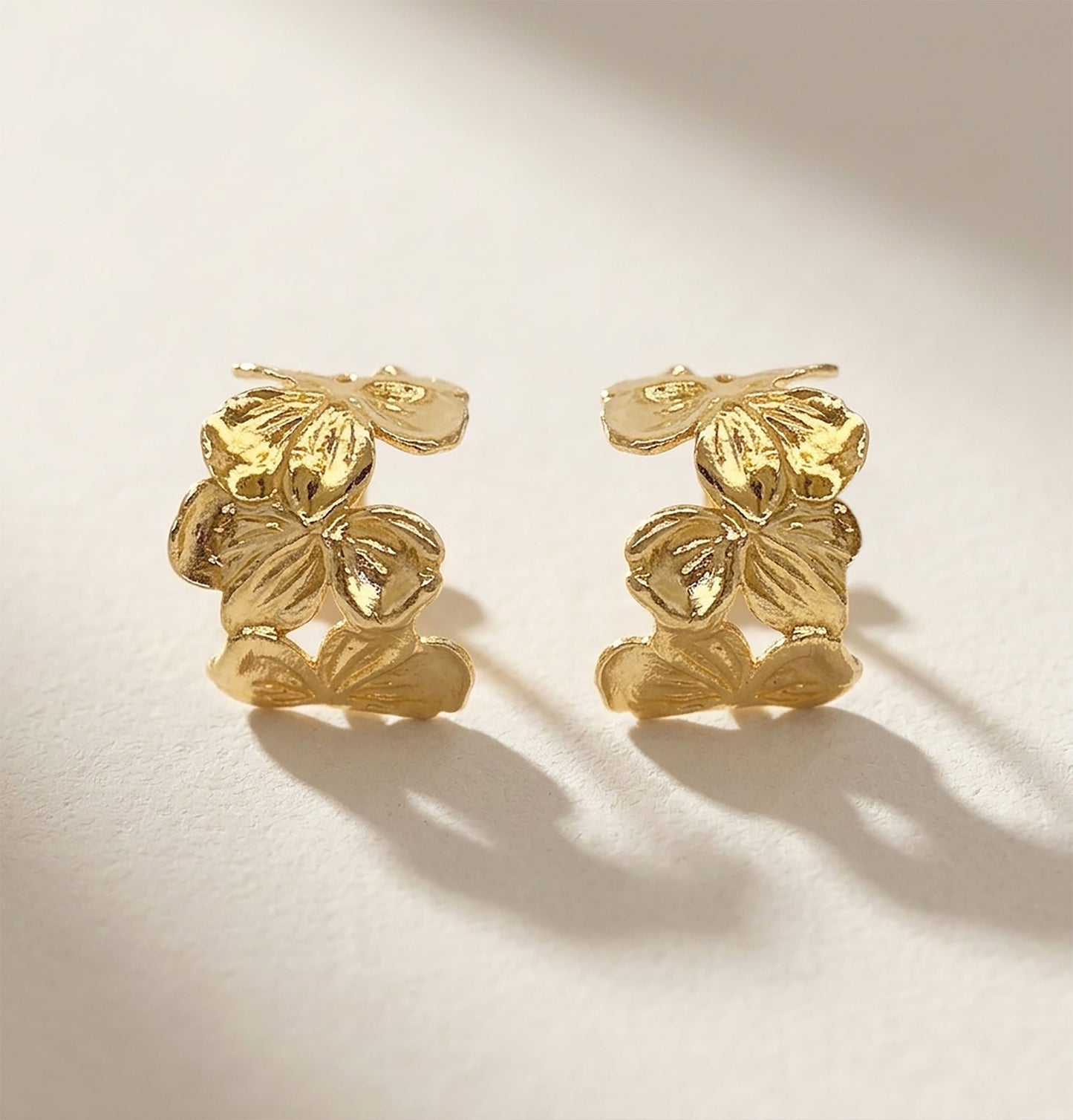 Elise Tsikis Paris Boucles d'oreilles Gialova