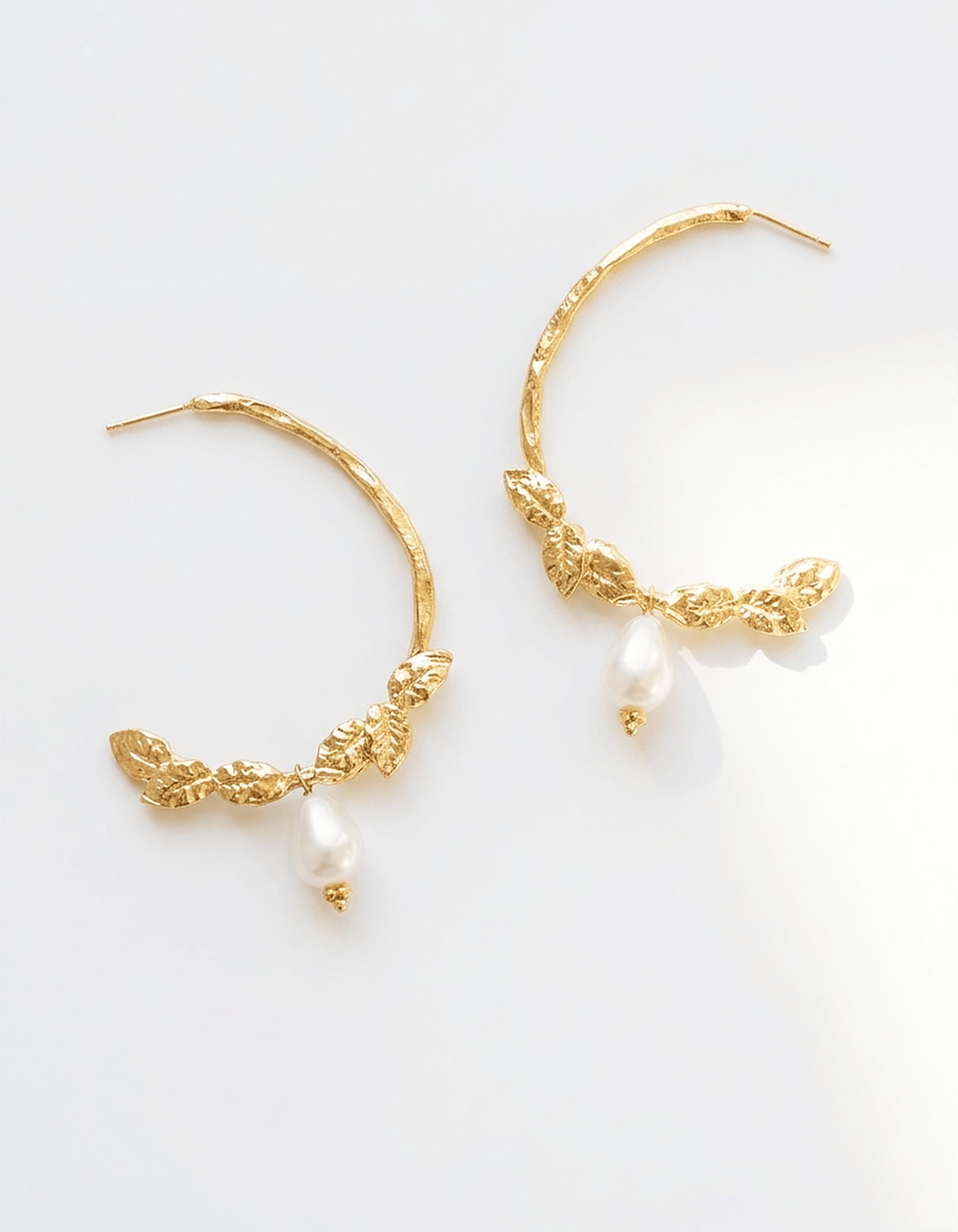 Elise Tsikis Paris Boucles d'oreilles Glossa - archive