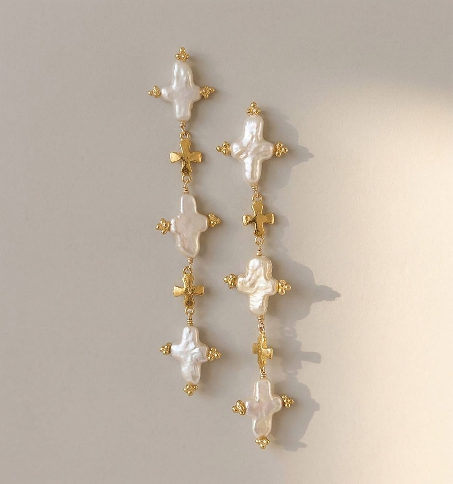 Elise Tsikis Paris Boucles d'oreilles Hellenica