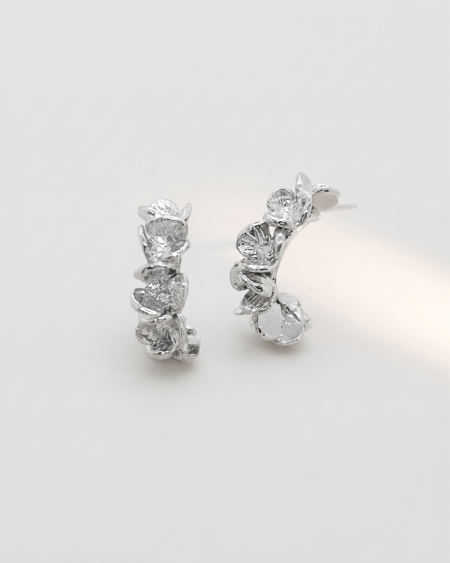 Elise Tsikis Paris Boucles d'oreilles Hyacinthe