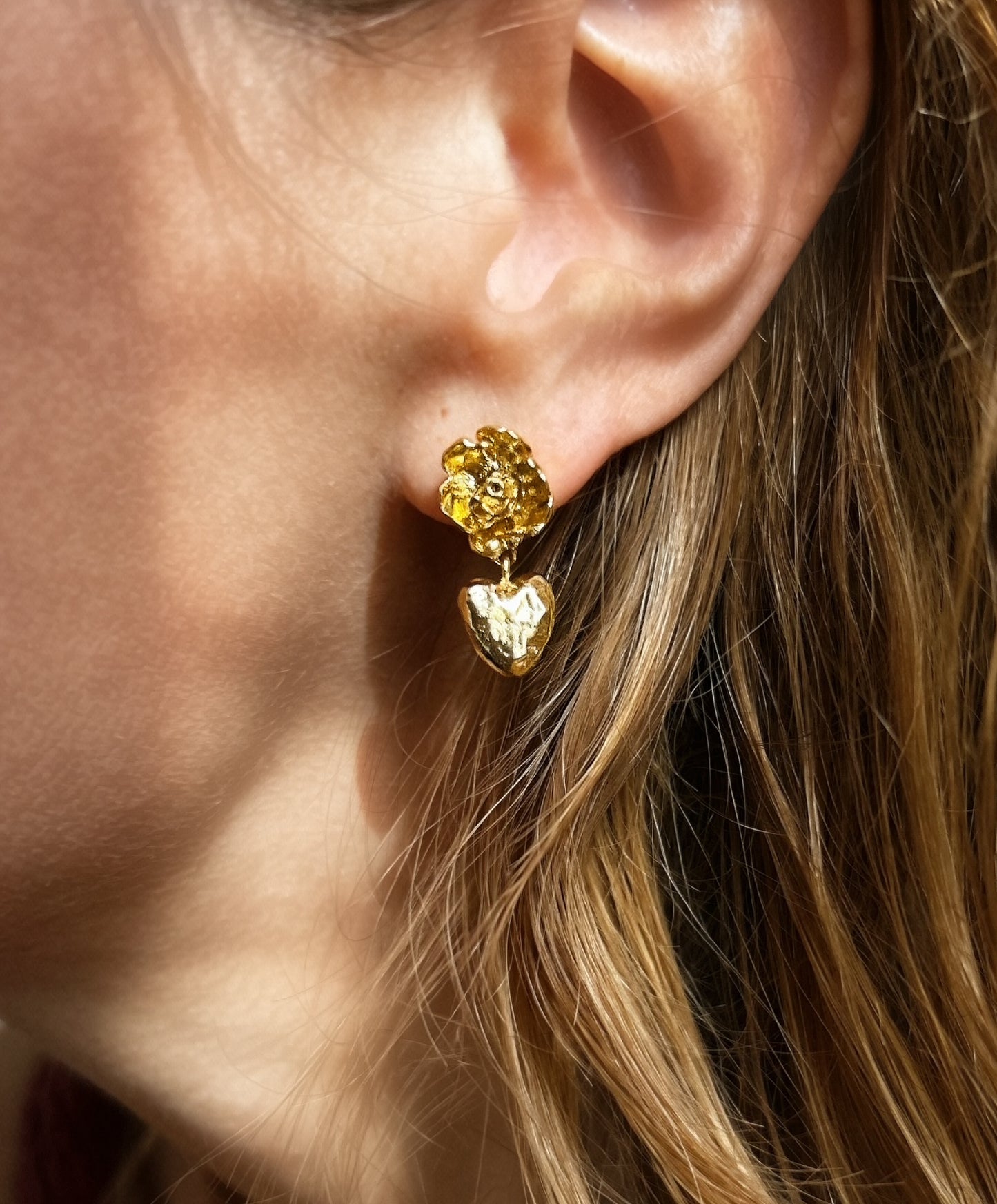 Elise Tsikis Paris Boucles d'oreilles Karvina - archive